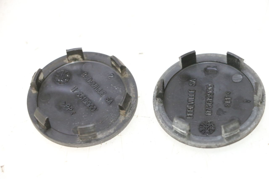 photo de CACHE ROUE PEUGEOT SPEEDFIGHT LC 50 (1996 - 2002) - Détail de la pièce