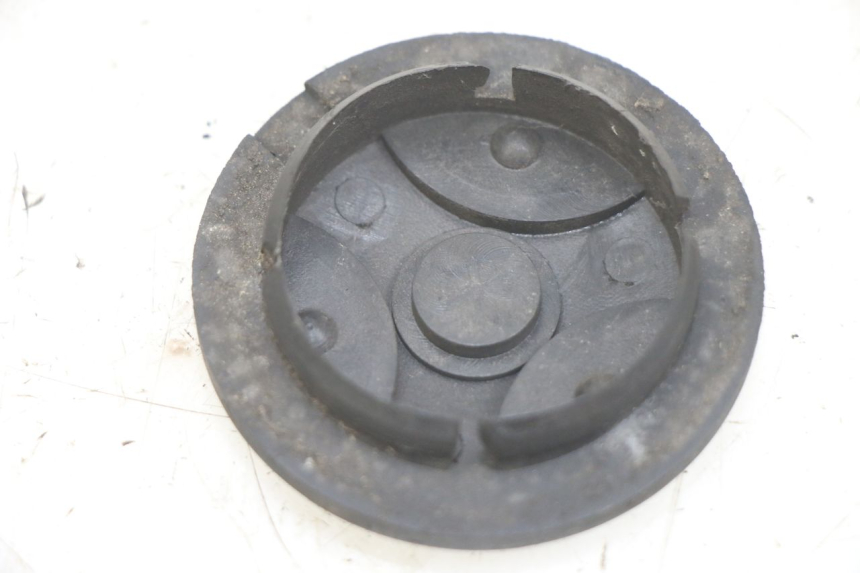 photo de CACHE ROUE TNT MOTOR FASTINO 4T 50 (2013 - 2019)