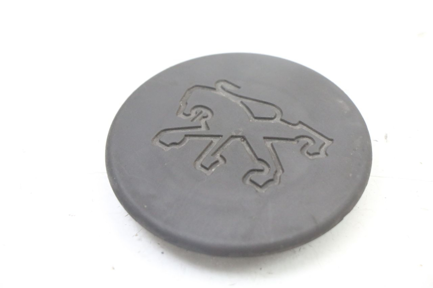 photo de CACHE ROUE PEUGEOT TREKKER TKR 50 (2005 - 2014)