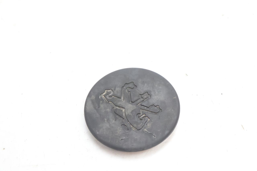 photo de CACHE ROUE PEUGEOT TREKKER 50 (1995 - 2004) - Détail de la pièce