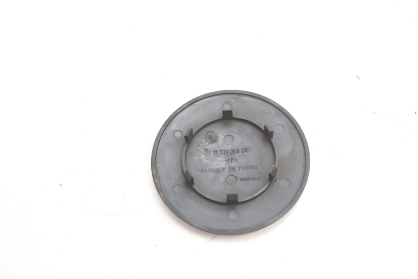 photo de CACHE ROUE PEUGEOT TREKKER 50 (1995 - 2004) - Zoom état d’usage
