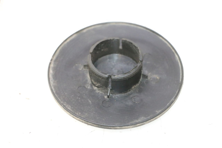 photo de CACHE ROUE PIAGGIO TYPHOON 50 (2000 - 2009) - Détail de la pièce