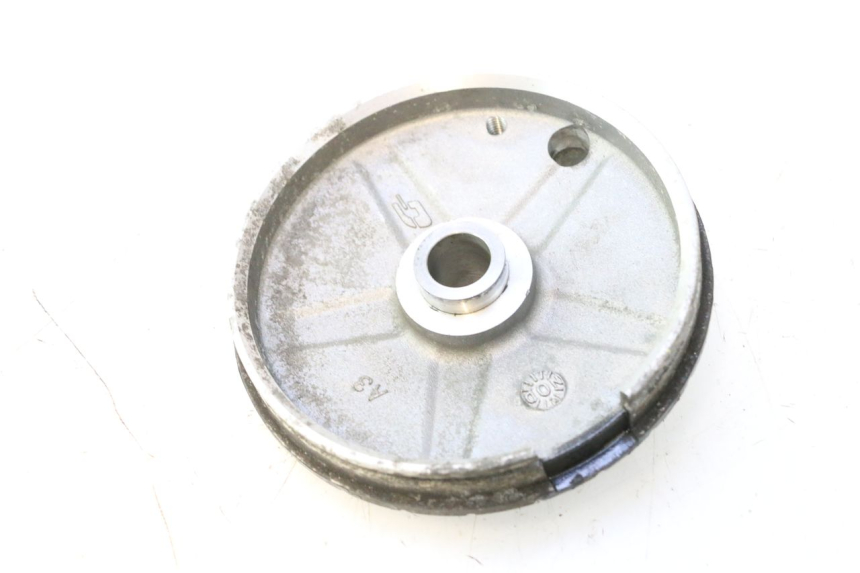 photo de CACHE ROUE YAMAHA X-MAX XMAX 125 (2010 - 2013) - Zoom état d’usage