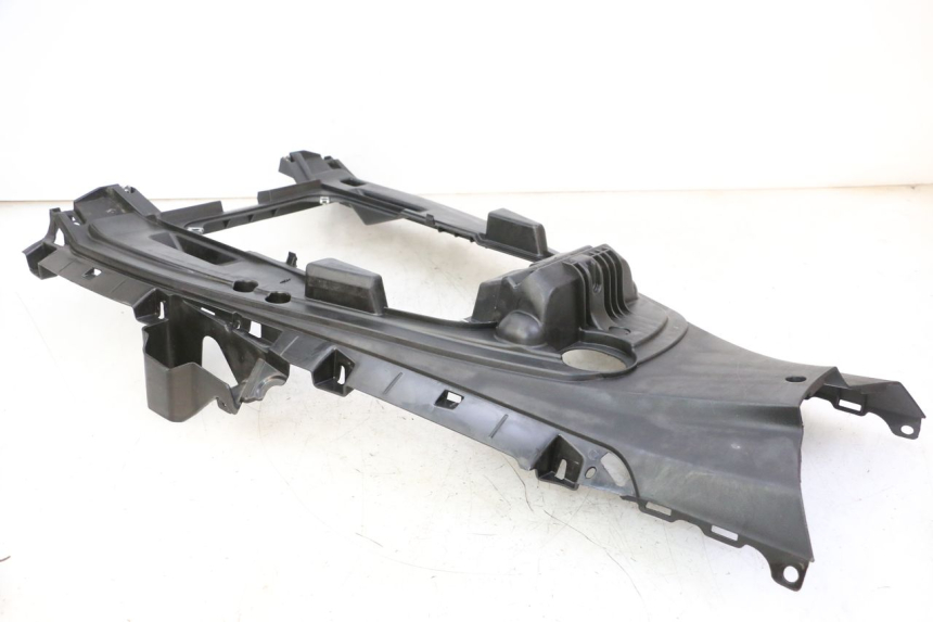 photo de CACHE SOUS SELLE QUADRO 4 4D 350 (2015 - 2018)