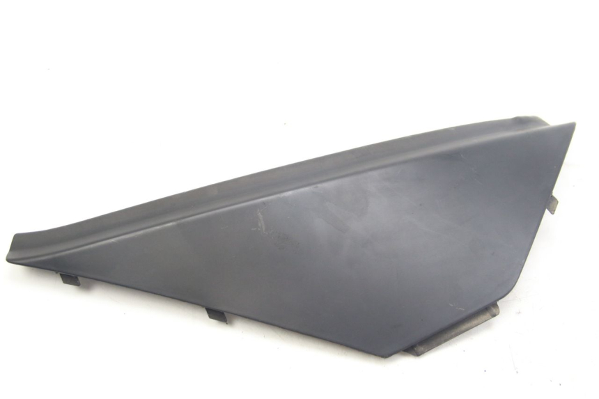 photo de CACHE SOUS SELLE DROIT APRILIA ATLANTIC 500 (2002 - 2003)