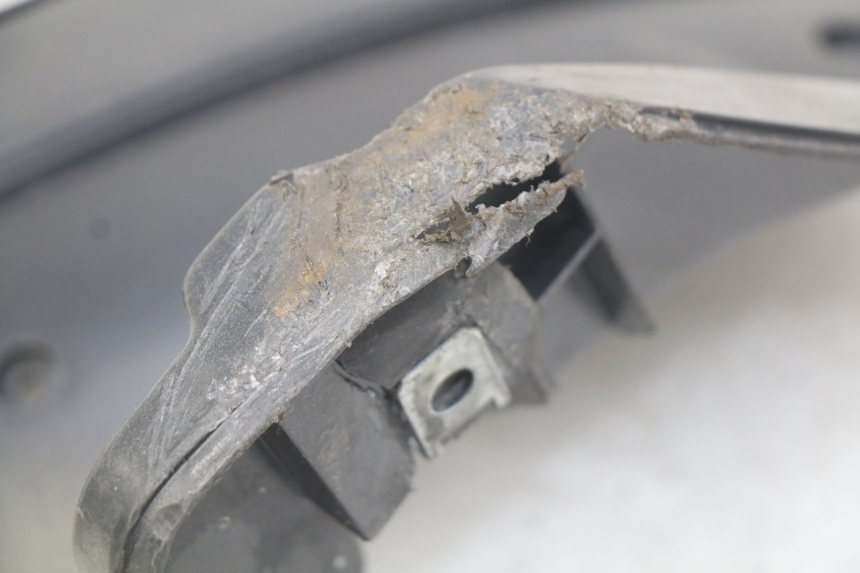 photo de CACHE SOUS SELLE DROIT APRILIA SR 2T 50 (2012 - 2017)