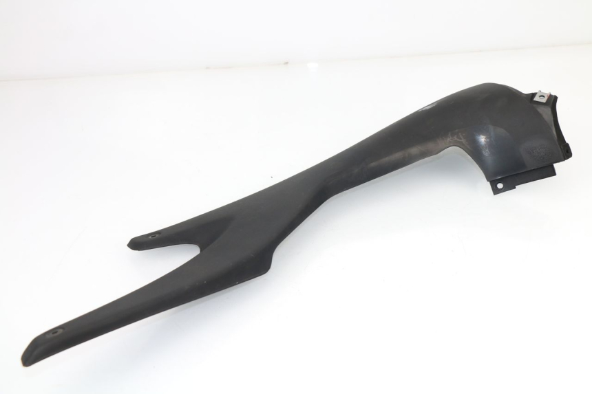 photo de CACHE SOUS SELLE DROIT APRILIA TUONO 125 (2003 - 2005)