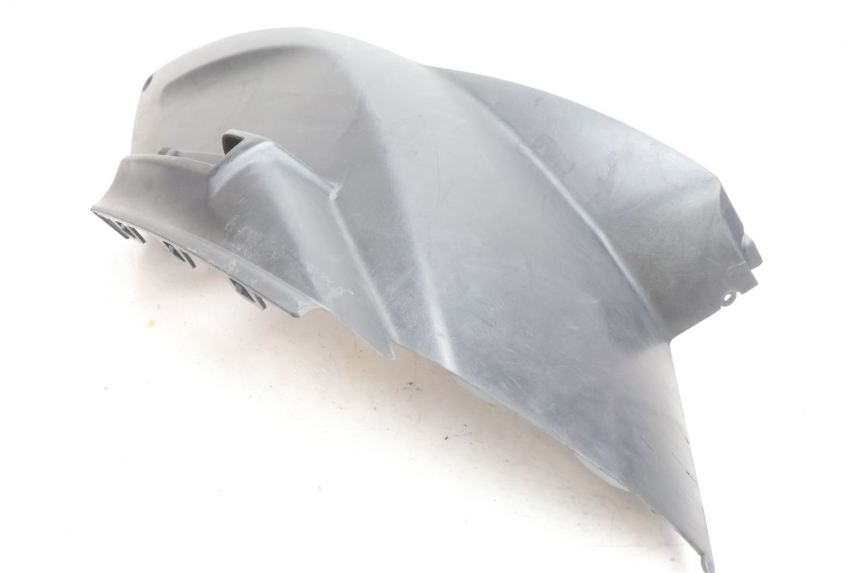 photo de CACHE SOUS SELLE DROIT PEUGEOT CITYSTAR 2T 50 (2018 - 2021) - Autre angle de vue
