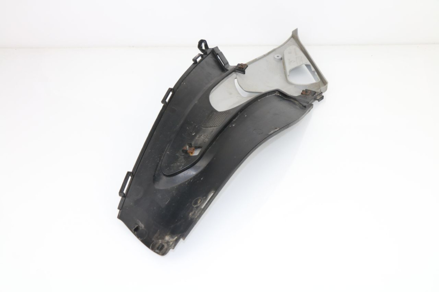 photo de CACHE SOUS SELLE DROIT GILERA RUNNER 50 (1999 - 2005)