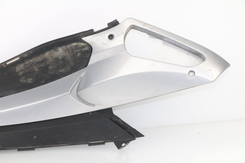photo de CACHE SOUS SELLE DROIT GILERA RUNNER 50 (1999 - 2005)