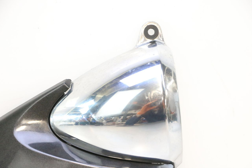 photo de CACHE SOUS SELLE DROIT SUZUKI GSF N BANDIT 1200 (2001 - 2005) - État de surface