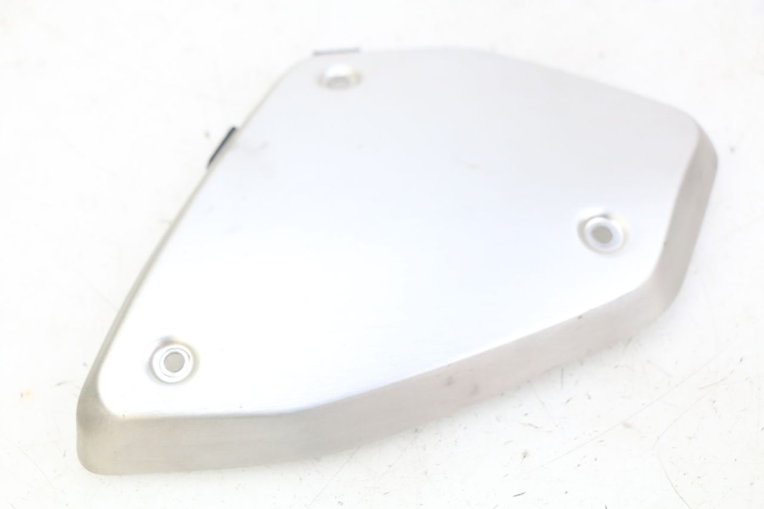 photo de CACHE SOUS SELLE DROIT HONDA CB R 1000 (2018 - 2023)