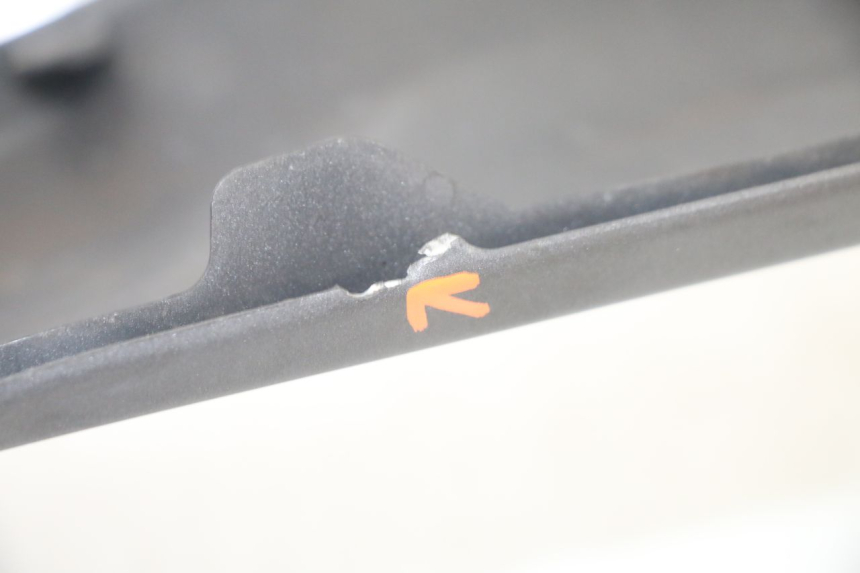photo de CACHE SOUS SELLE DROIT HONDA FORZA 125 (2021 - 2025)