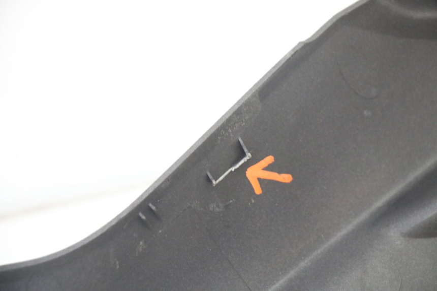 photo de CACHE SOUS SELLE DROIT HONDA FORZA 125 (2021 - 2025)