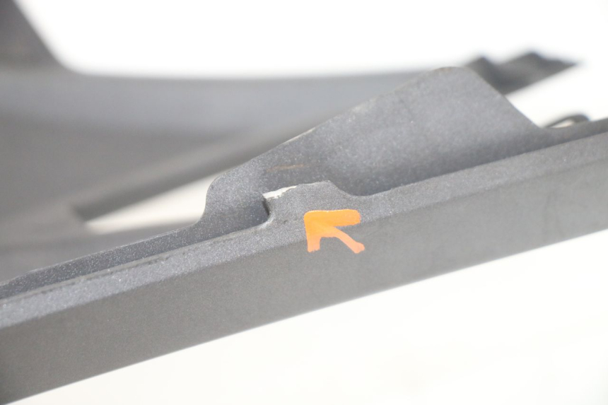 photo de CACHE SOUS SELLE DROIT HONDA FORZA 125 (2021 - 2025)