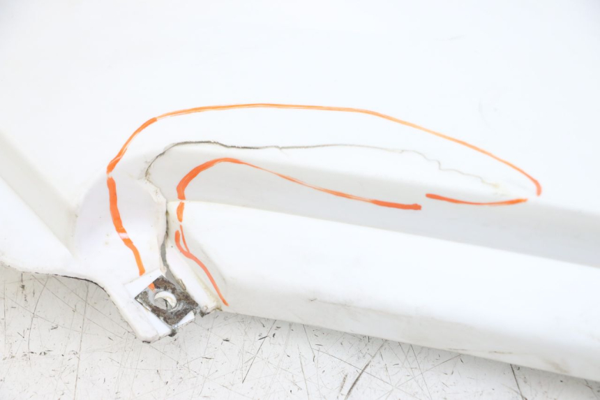photo de CACHE SOUS SELLE DROIT HYTRACK ST 170 (2020 - 2024)