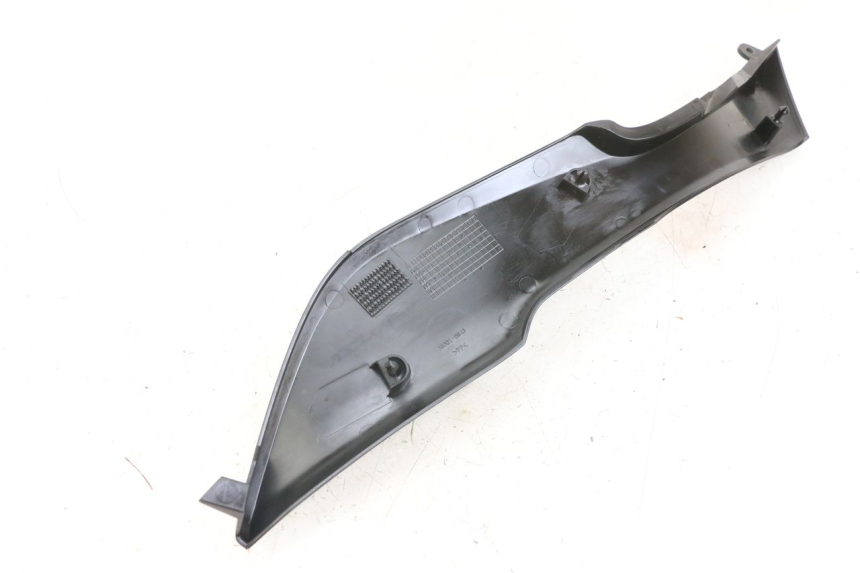 photo de CACHE SOUS SELLE DROIT KAWASAKI VERSYS ABS 650 (2015 - 2018)