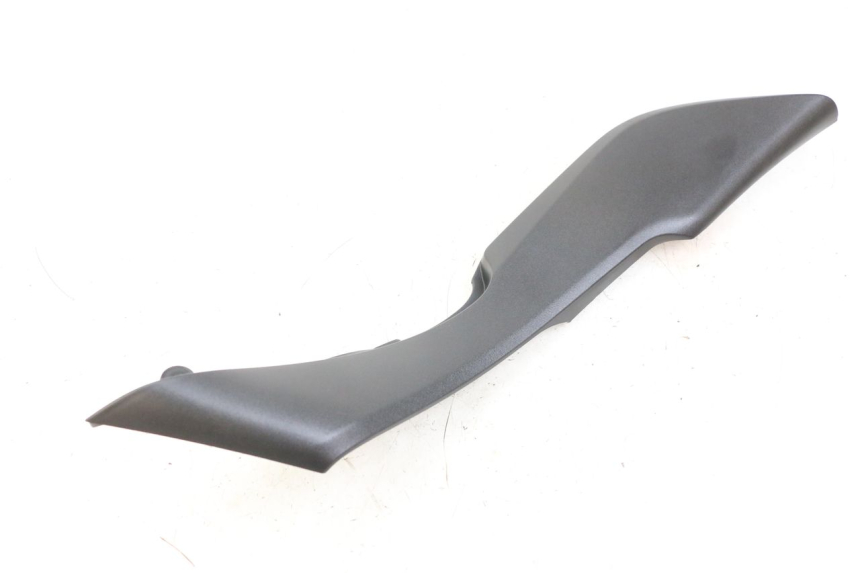 photo de CACHE SOUS SELLE DROIT KAWASAKI VERSYS ABS 650 (2015 - 2018)