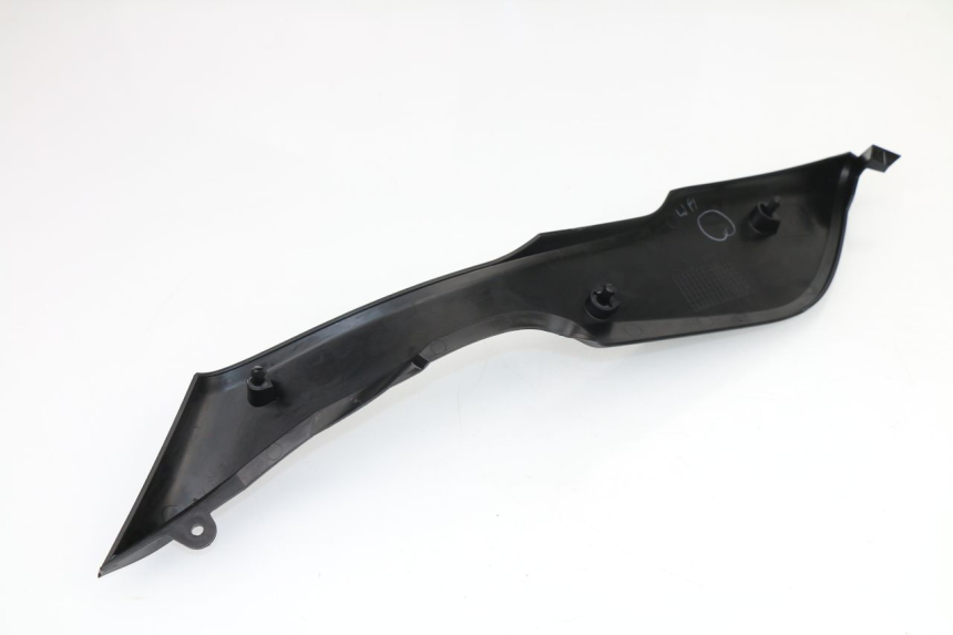 photo de CACHE SOUS SELLE DROIT KAWASAKI VERSYS ABS 650 (2015 - 2018)
