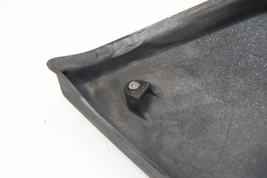 photo de CACHE SOUS SELLE DROIT KAWASAKI Z S 750 (2003 - 2006)