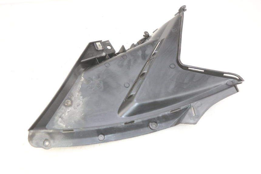 photo de CACHE SOUS SELLE DROIT KYMCO AGILITY 16+ 4T 50 (2018 - 2023)