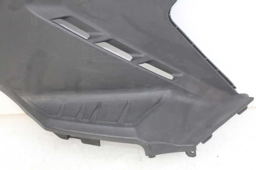 photo de CACHE SOUS SELLE DROIT KYMCO AGILITY 16+ 4T 50 (2018 - 2023)