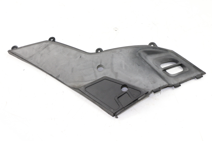 photo de CACHE SOUS SELLE DROIT KYMCO PEOPLE S 125 (2000 - 2008)