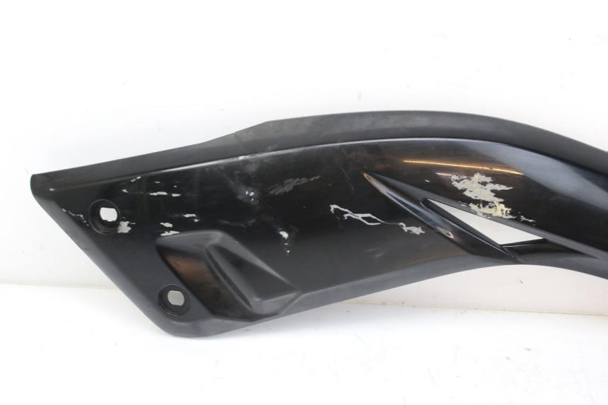 photo de CACHE SOUS SELLE DROIT MBK SKYCRUISER 125 (2010 - 2013)