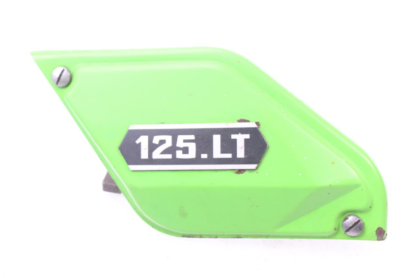 photo de CACHE SOUS SELLE DROIT MOTOBECANE LT 125 (1970 - 1975)