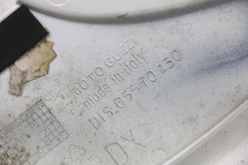 photo de CACHE SOUS SELLE DROIT MOTO GUZZI NORGE 8V GT 1200 (2011 - 2016) - Points de fixation