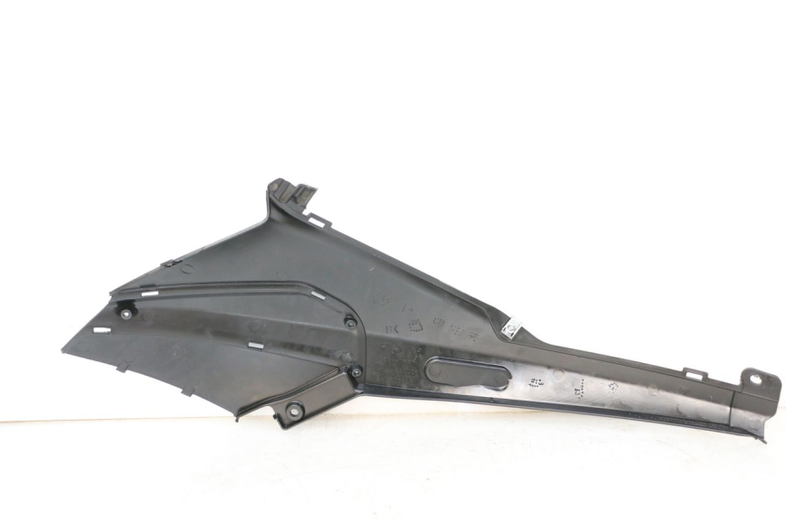 photo de CACHE SOUS SELLE DROIT PIAGGIO NRG POWER PUREJET 50 (2018 - 2021)