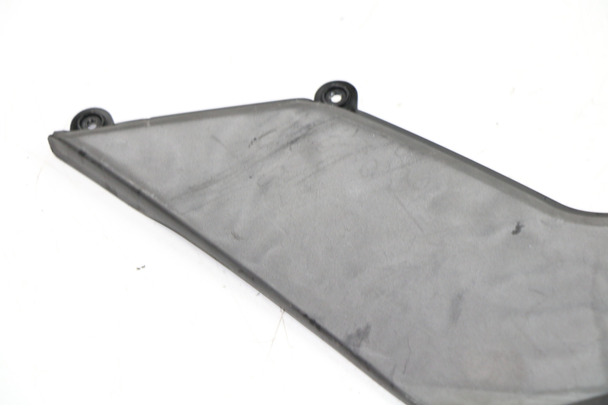 photo de CACHE SOUS SELLE DROIT KYMCO PEOPLE S 125 (2000 - 2008)