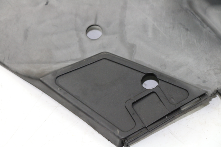 photo de CACHE SOUS SELLE DROIT KYMCO PEOPLE S 125 (2000 - 2008)