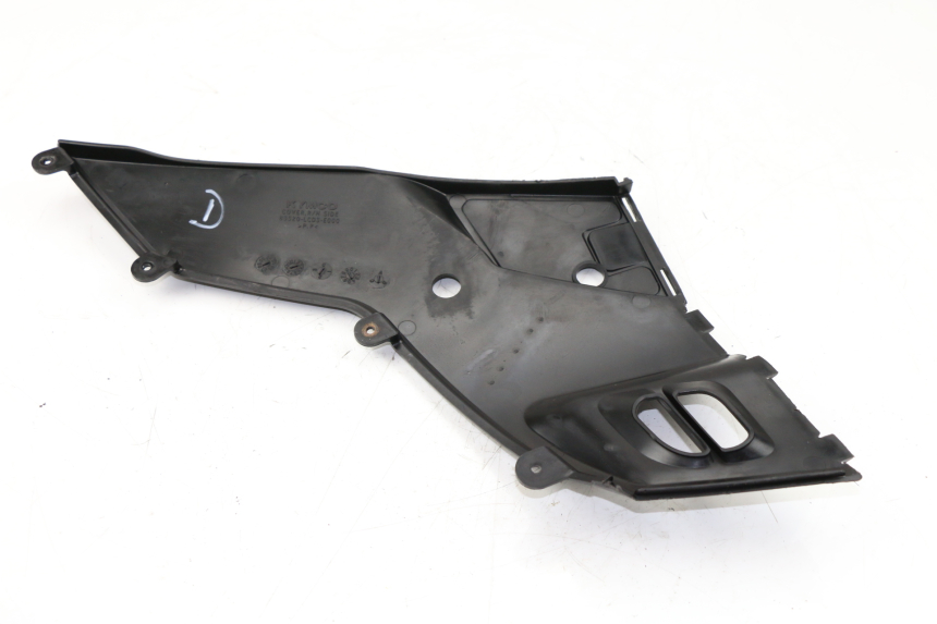 photo de CACHE SOUS SELLE DROIT KYMCO PEOPLE S 125 (2000 - 2008)