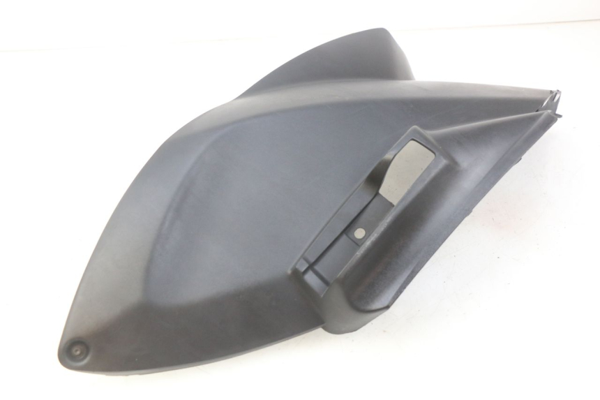 photo de CACHE SOUS SELLE DROIT PEUGEOT CITYSTAR 125 (2011 - 2017)