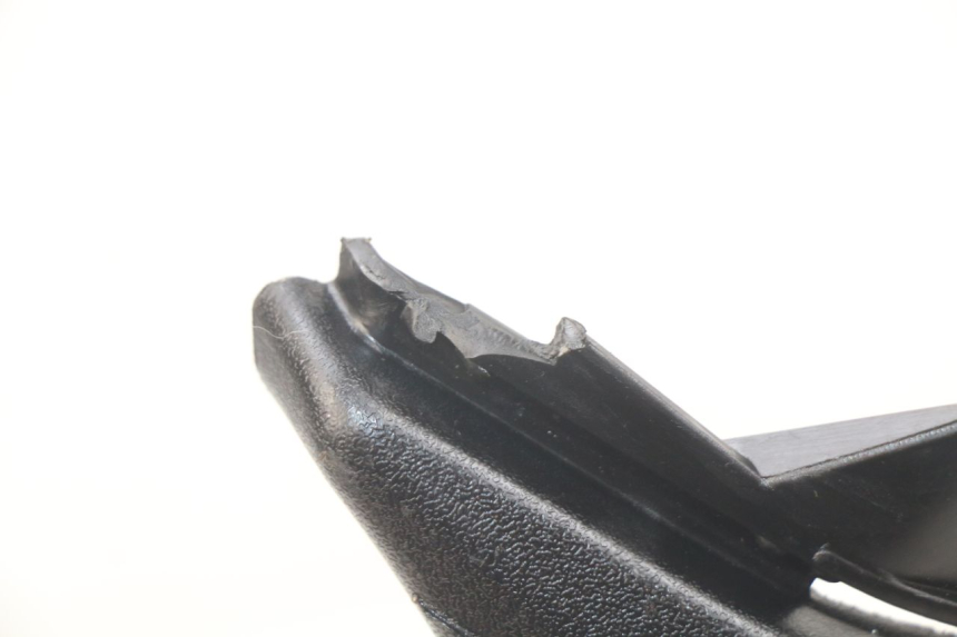 photo de CACHE SOUS SELLE DROIT PEUGEOT STREETZONE 4T 50 (2018 - 2023)