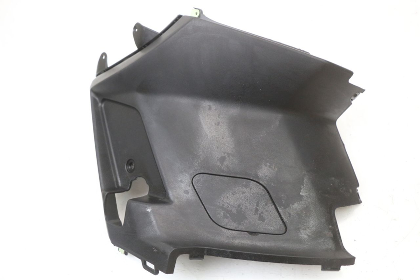 photo de CACHE SOUS SELLE DROIT PEUGEOT STREETZONE I 2T 50 (2018 - 2020)