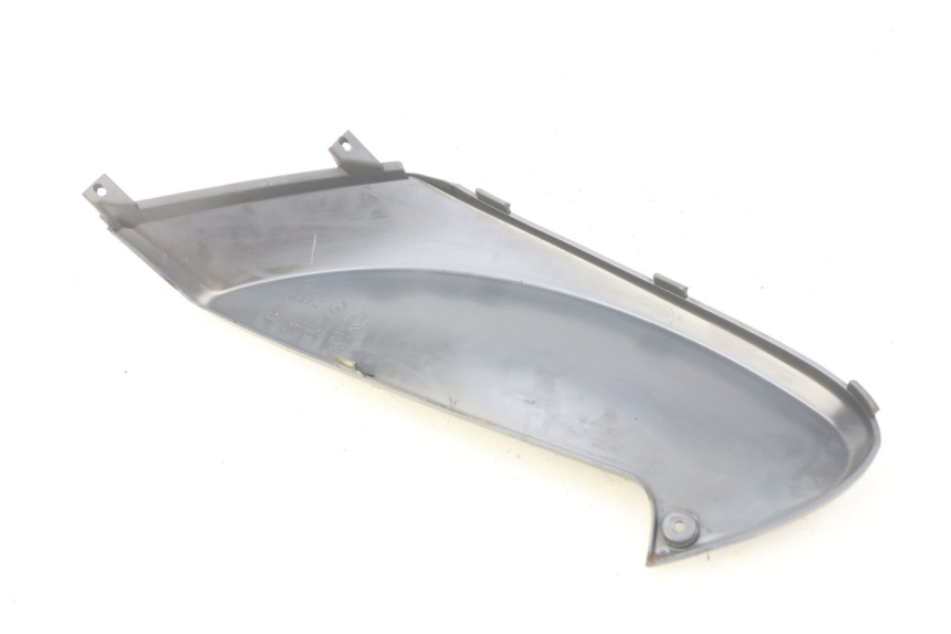 photo de CACHE SOUS SELLE DROIT PIAGGIO FLY 100 (2006 - 2010)