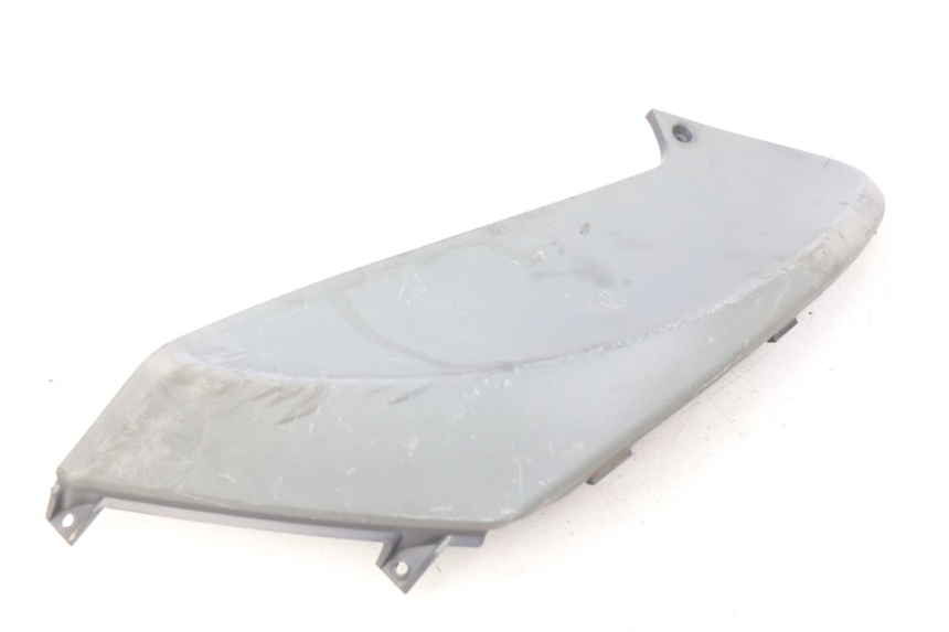 photo de CACHE SOUS SELLE DROIT PIAGGIO FLY 100 (2006 - 2010)
