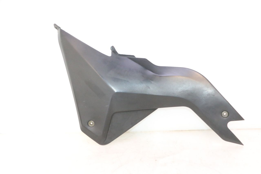 photo de CACHE SOUS SELLE DROIT YAMASAKI ROADSTER 50 (2013 - 2018) - Vue principale
