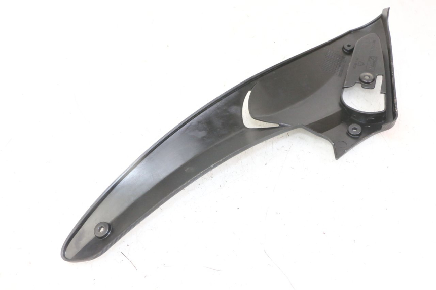 photo de CACHE SOUS SELLE DROIT GILERA RUNNER SL 50 (2006 - 2009)