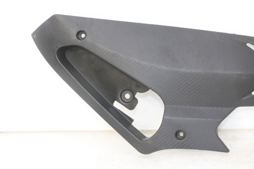 photo de CACHE SOUS SELLE DROIT GILERA RUNNER SL 50 (2006 - 2009)