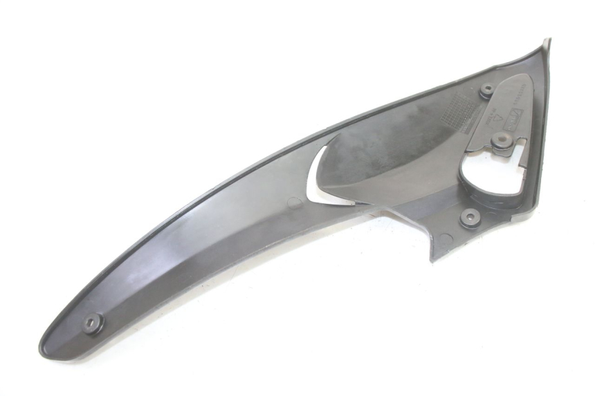 photo de CACHE SOUS SELLE DROIT GILERA RUNNER SP 50 (2006 - 2008)