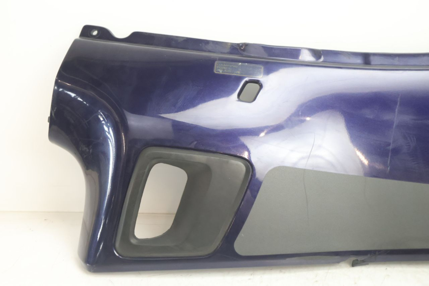 photo de CACHE SOUS SELLE DROIT HONDA ST PAN EUROPEAN 1100 (1990 - 2002) - Détail de la pièce