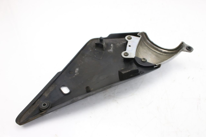 photo de CACHE SOUS SELLE DROIT SUZUKI GSF S BANDIT 600 (2000 - 2004)