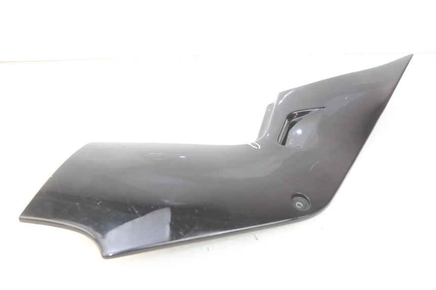 photo de CACHE SOUS SELLE DROIT SUZUKI GSX-F GSX  F 1100 (1988 - 1994)
