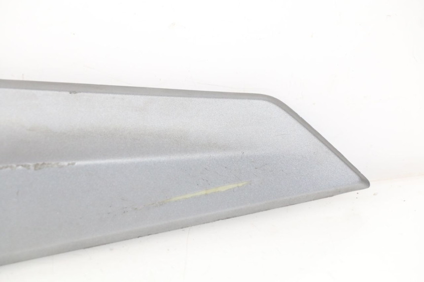 photo de CACHE SOUS SELLE DROIT SYM GTS EFI ABS 125 (2012 - 2016)