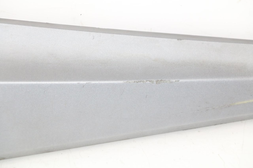 photo de CACHE SOUS SELLE DROIT SYM GTS EFI ABS 125 (2012 - 2016)
