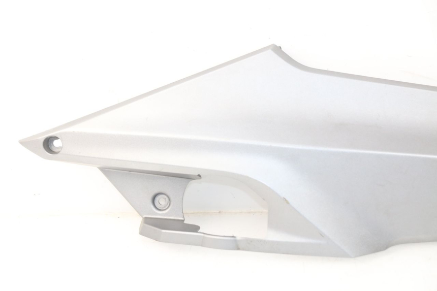 photo de CACHE SOUS SELLE DROIT SYM GTS EFI ABS 125 (2012 - 2016)