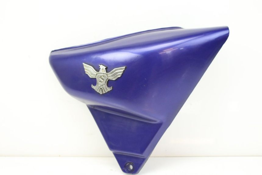 photo de CACHE SOUS SELLE DROIT SYM HUSKY 125 (1999 - 2005)